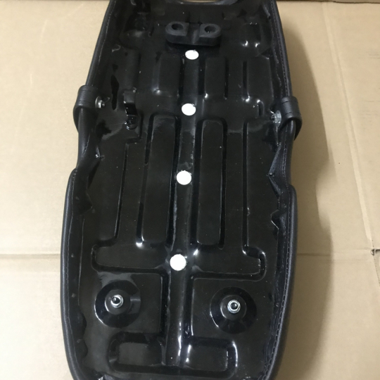 1966 1967 1968 1969 Honda 90 S90 CL90 CD CD-1/CD-9 S110 New Seat Base Assembly.